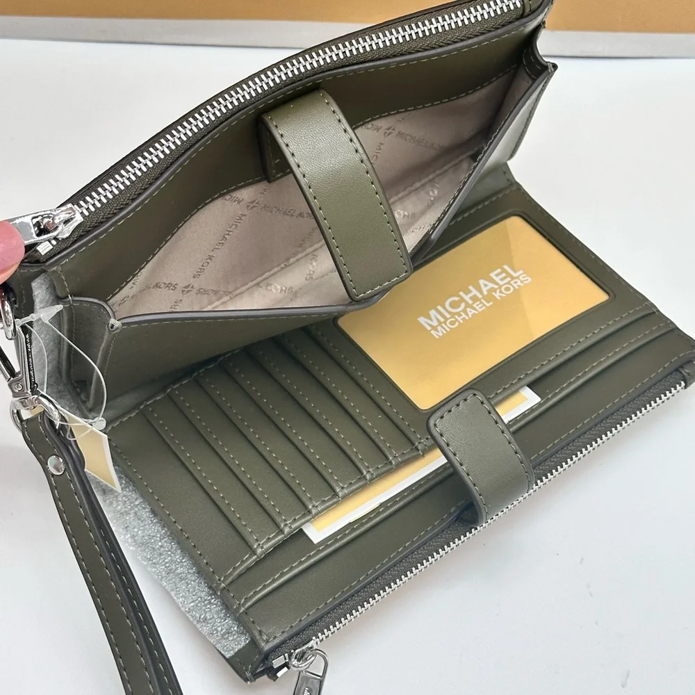 Michael Kors Olive Multi Jet Set Wristlet